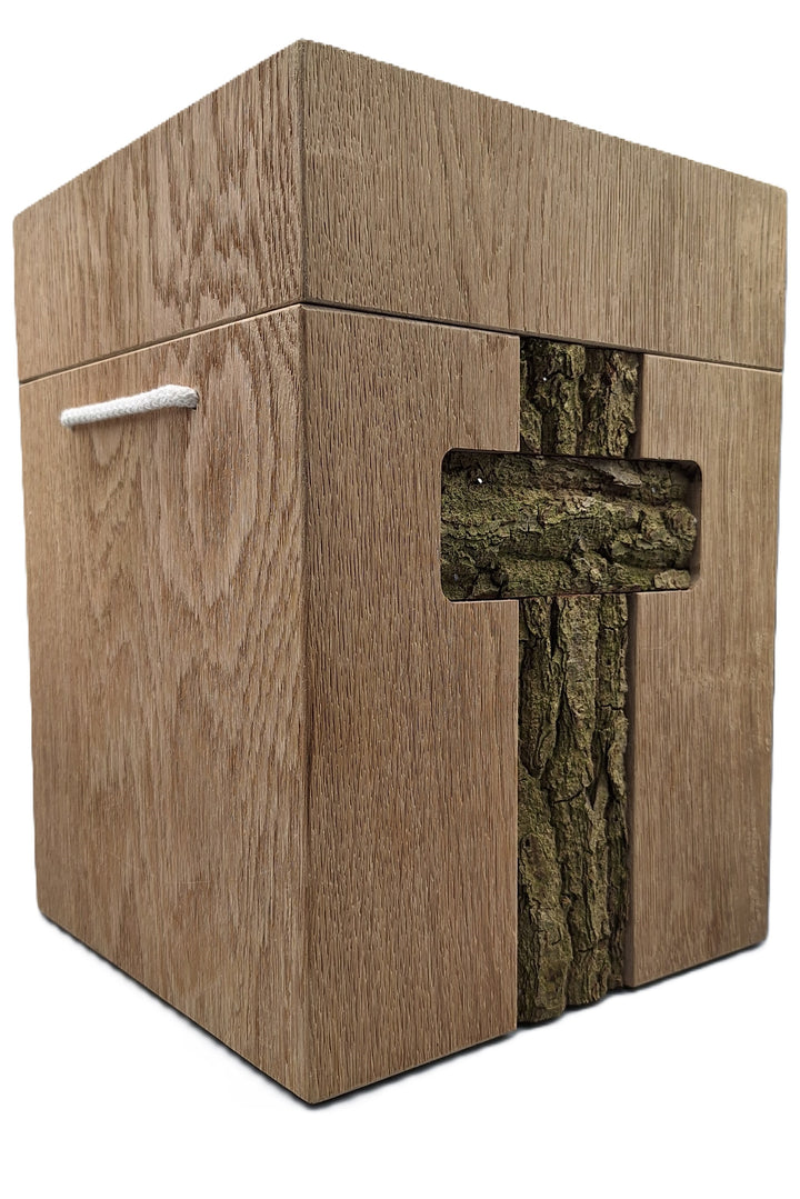 Holzurne Eichenholz Kreuz aus Rinde