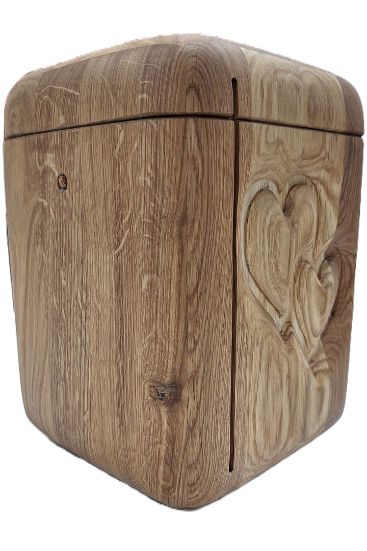 Holzurne aus Wildeiche mit Doppelherz